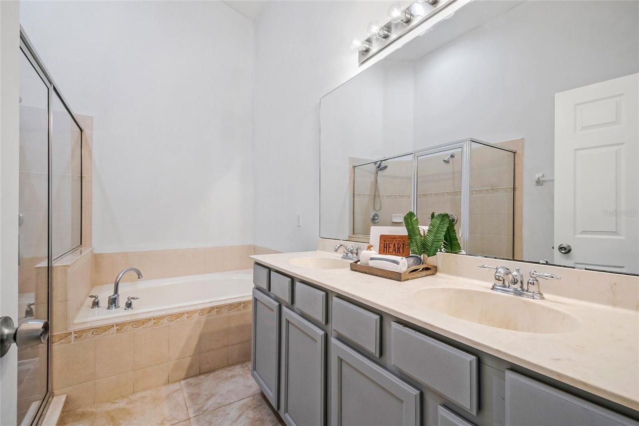 4848 Aguila Place, Orlando, FL 32826 Photo