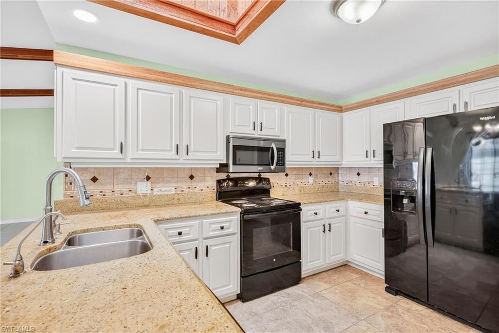 2531 SE 25th Ave, Cape Coral, FL 33904 Photo