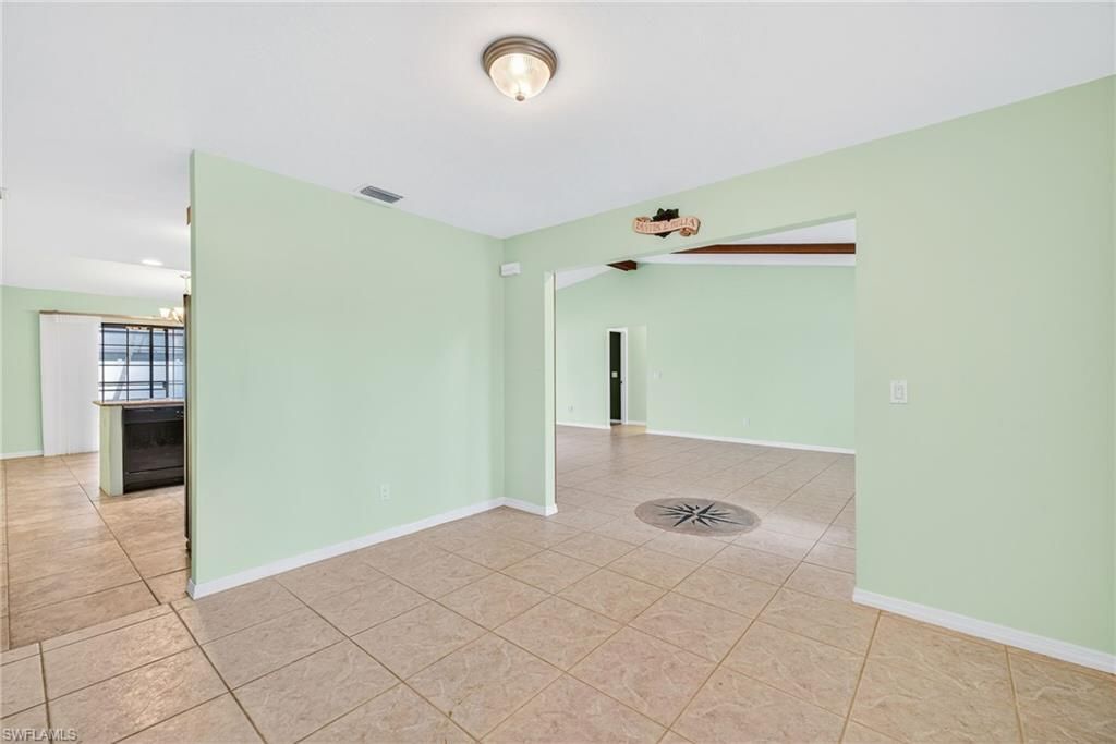 2531 SE 25th Ave, Cape Coral, FL 33904 Photo