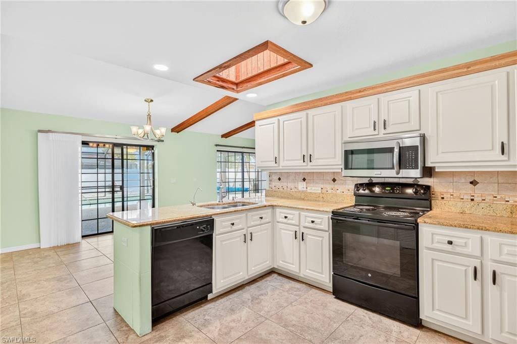 2531 SE 25th Ave, Cape Coral, FL 33904 Photo