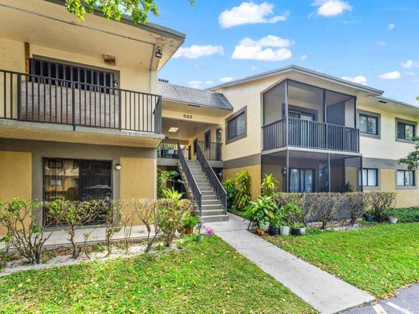 522 Trace Circle, Unit 209, Deerfield Beach, FL 33441