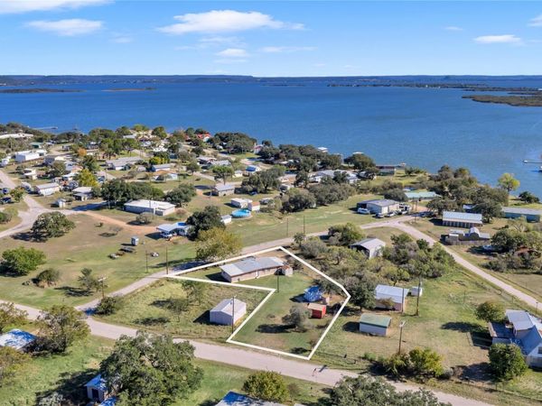 1415 Bee LN, Tow, TX 78672