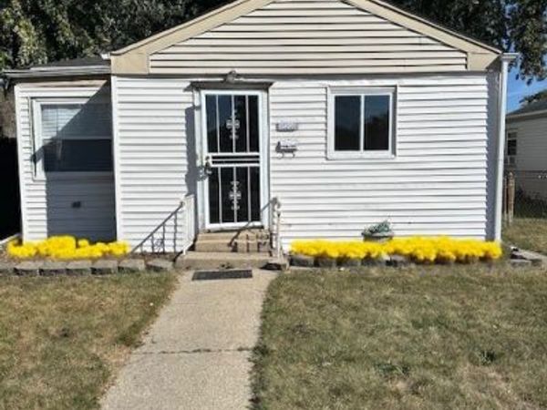 12513 S Bishop Street, Calumet Park, IL 60827