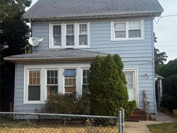 12 Washington Court, Hempstead, NY 11550