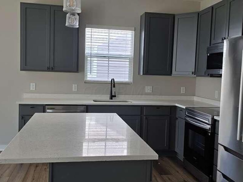 566 Rochdale Run, Delaware, OH 43015 Photo 4