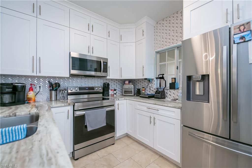 8513 Bernwood Cove Loop, Unit 212, Fort Myers, FL 33966 Photo