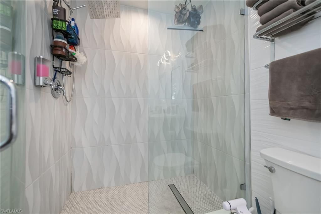 8513 Bernwood Cove Loop, Unit 212, Fort Myers, FL 33966 Photo