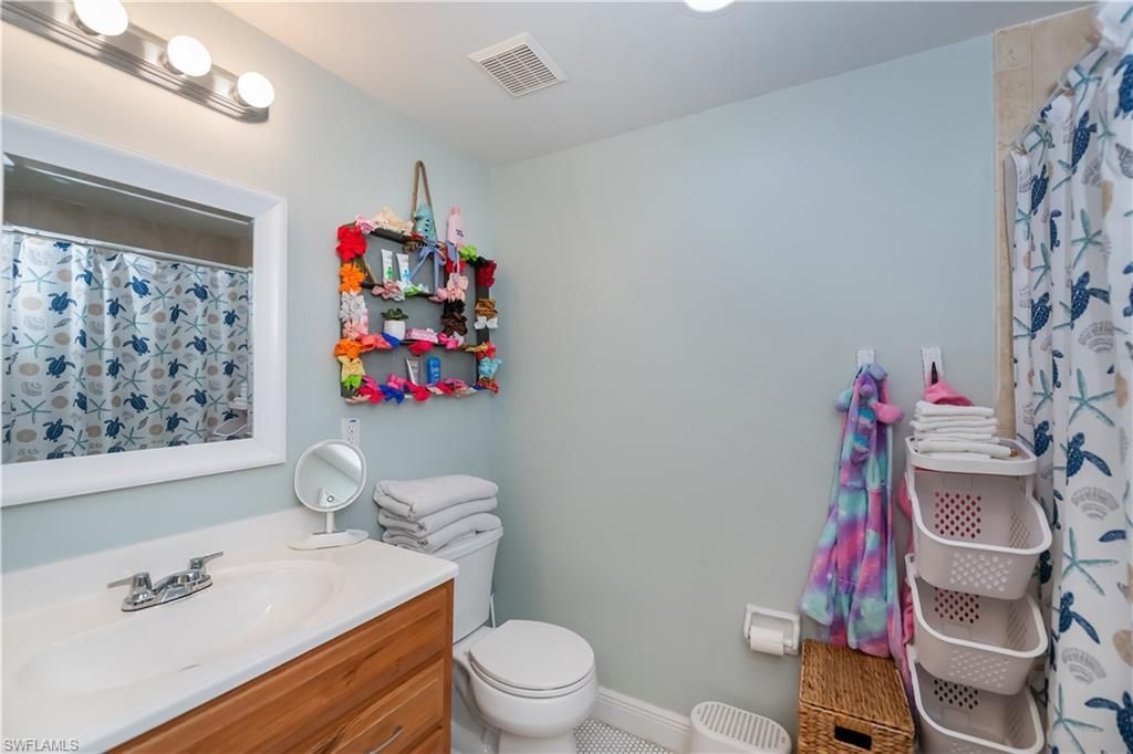 8513 Bernwood Cove Loop, Unit 212, Fort Myers, FL 33966 Photo