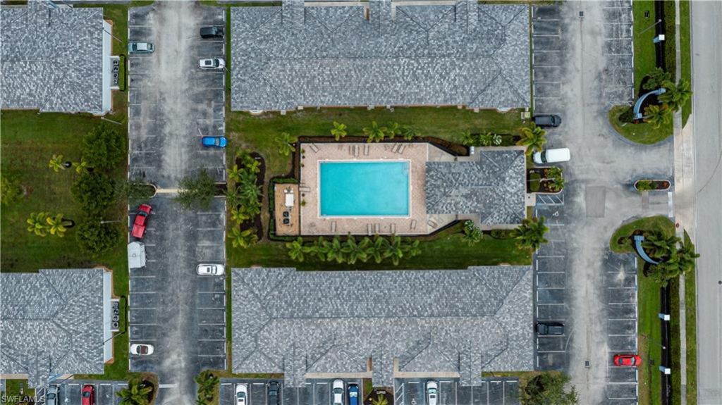 8513 Bernwood Cove Loop, Unit 212, Fort Myers, FL 33966 Photo