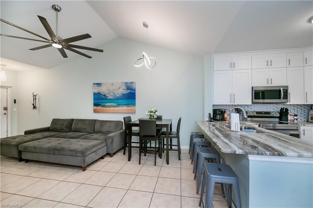 8513 Bernwood Cove Loop, Unit 212, Fort Myers, FL 33966 Photo