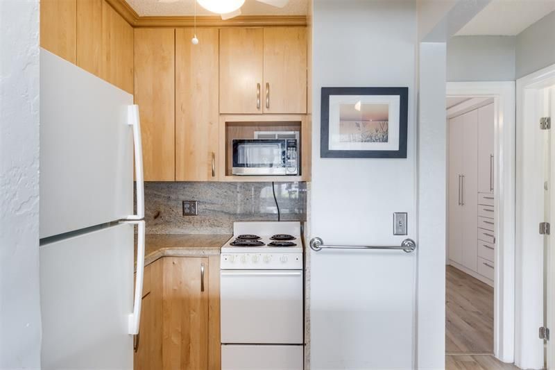 851 Atlantic Shores Boulevard, Unit 119, Hallandale Beach, FL 33009 Photo