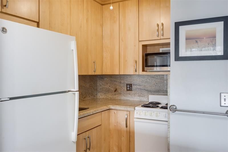 851 Atlantic Shores Boulevard, Unit 119, Hallandale Beach, FL 33009 Photo