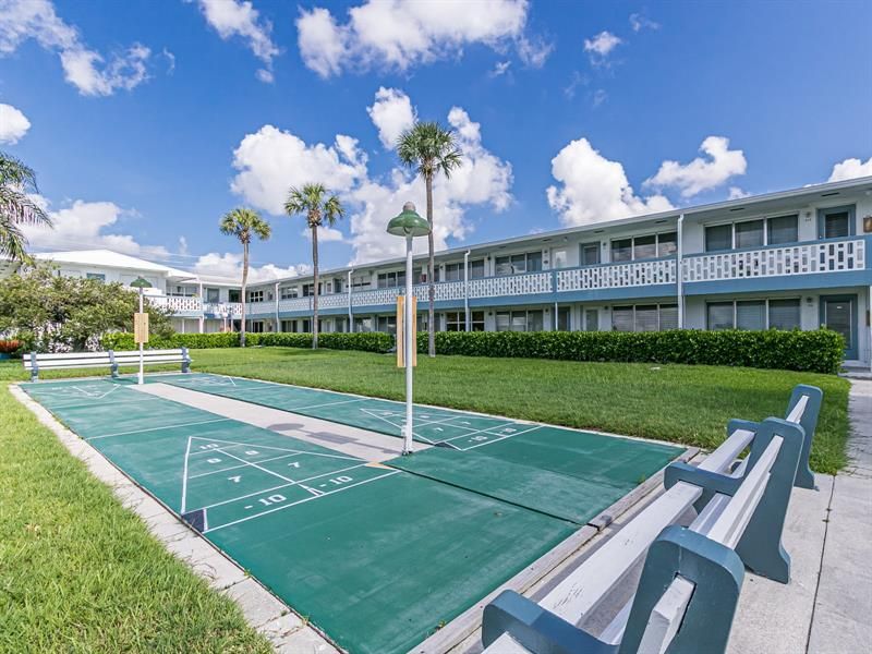 851 Atlantic Shores Boulevard, Unit 119, Hallandale Beach, FL 33009 Photo