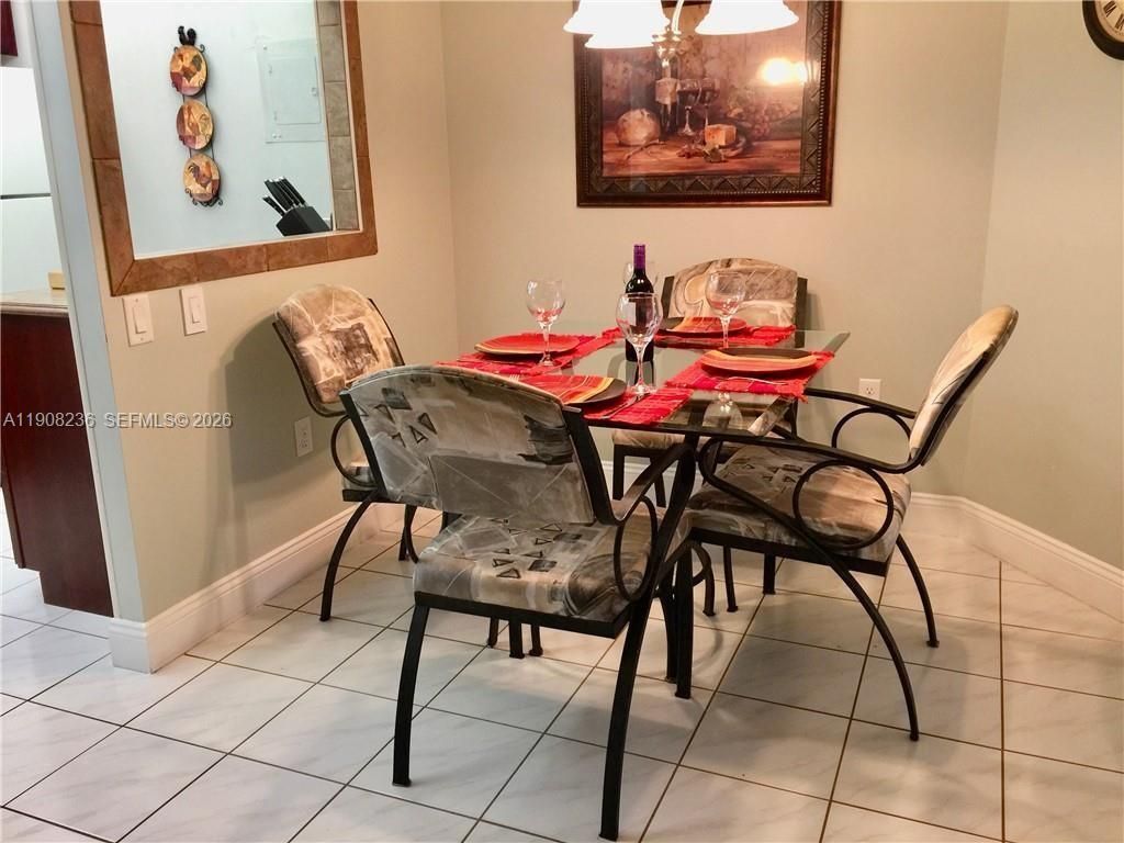 9080 Lime Bay Blvd, Unit 104, Tamarac, FL 33321 Photo