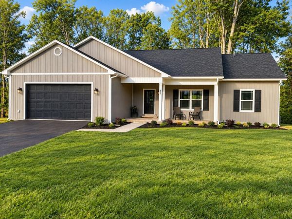 42 Belvior CIR, Moneta, VA 24121