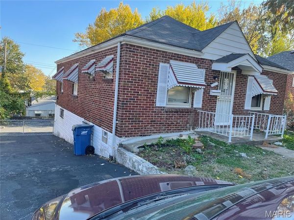 5218 Fletcher Street, Jennings, MO 63136