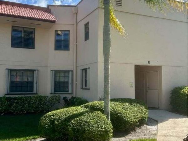 2041 NE Collins Circle, Unit 5-80, Jensen Beach, FL 34957
