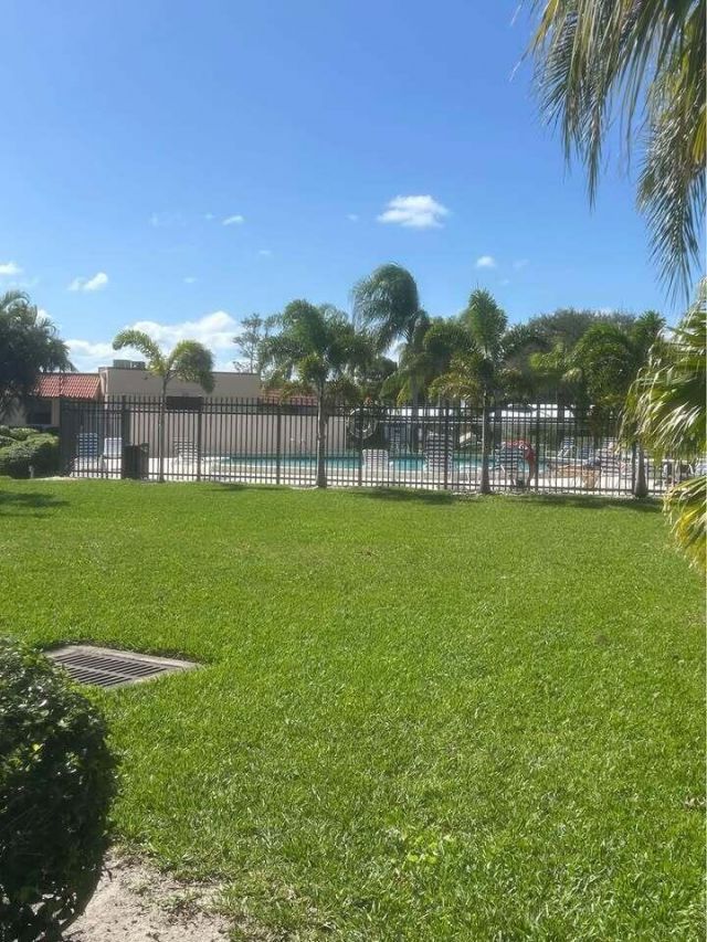 2041 NE Collins Circle, Unit 5-80, Jensen Beach, FL 34957 Photo