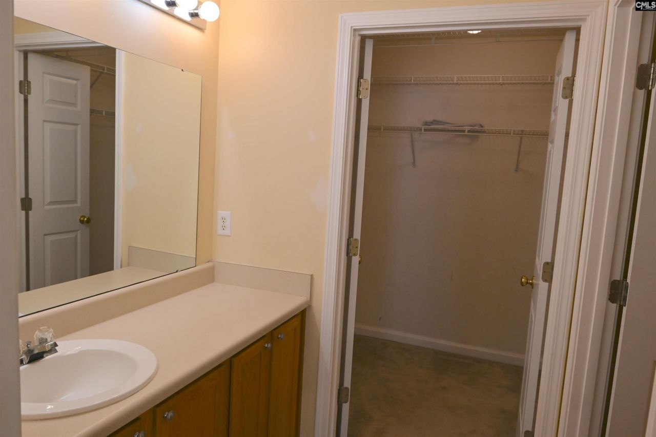 110 Haynesworth Place Photo 10