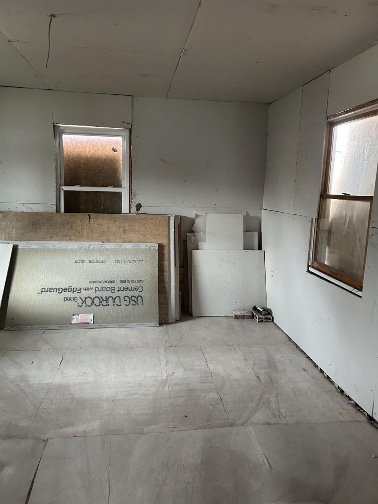 668 Maple Street Photo 6