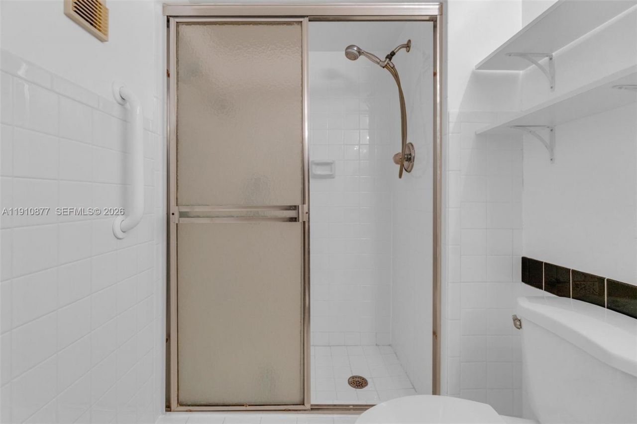 3100 W Rolling Hills Cir, Unit 707, Davie, FL 33328 Photo