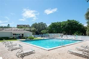 3100 W Rolling Hills Cir, Unit 707, Davie, FL 33328 Photo