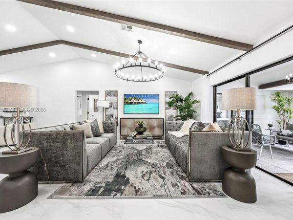 4029 NW 72nd Ave, Coral Springs, FL 33065