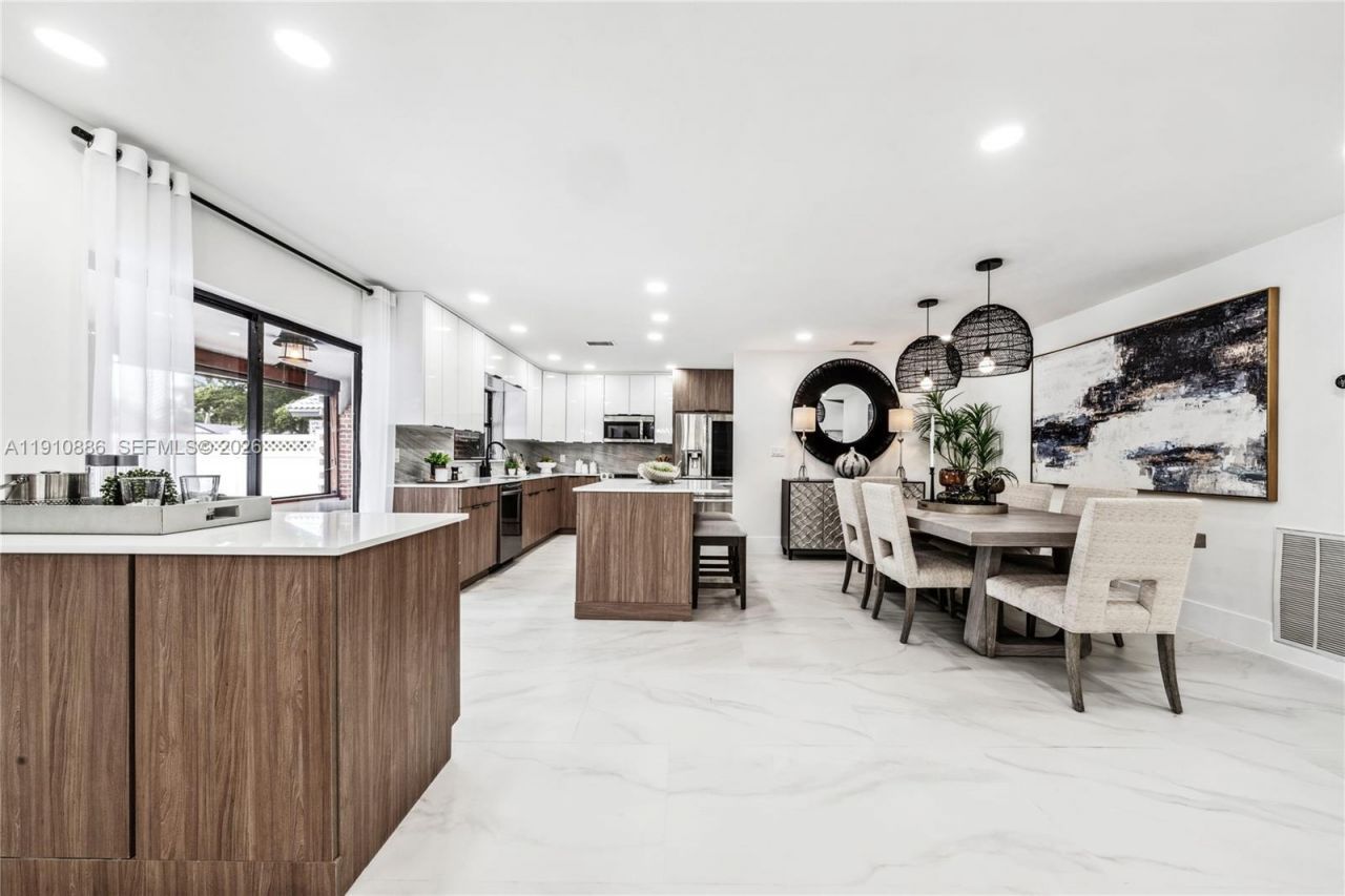 4029 NW 72nd Ave, Coral Springs, FL 33065 Photo