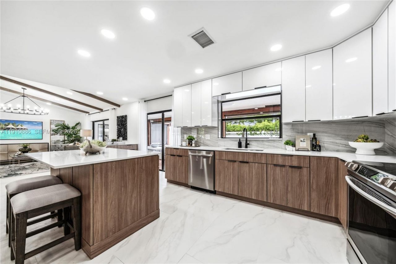 4029 NW 72nd Ave, Coral Springs, FL 33065 Photo