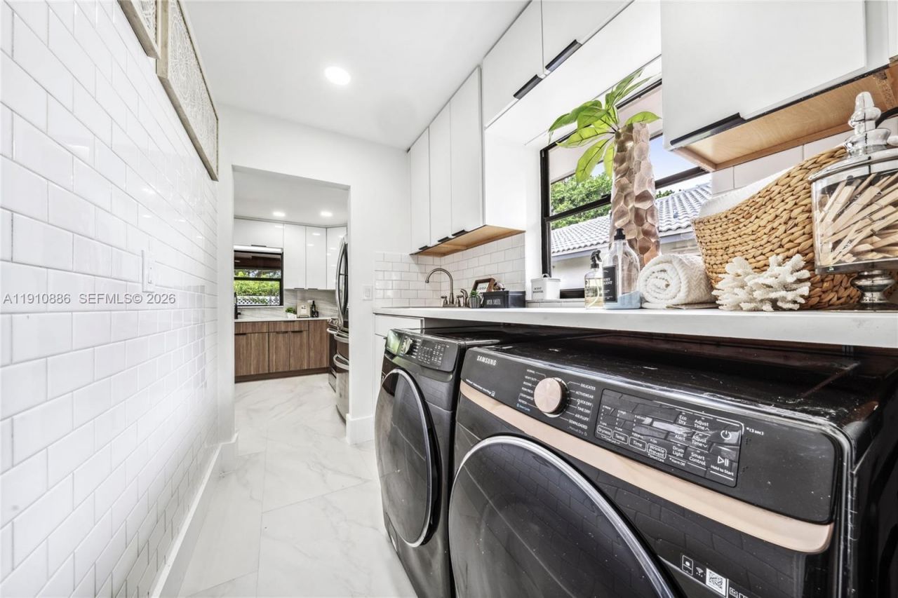 4029 NW 72nd Ave, Coral Springs, FL 33065 Photo