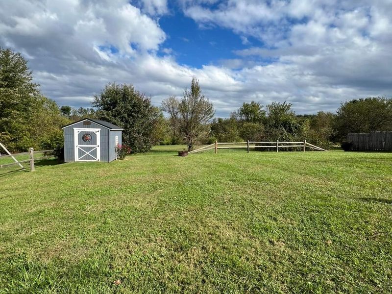 2064 Mace Drive, Albany, OH 45710 Photo 23