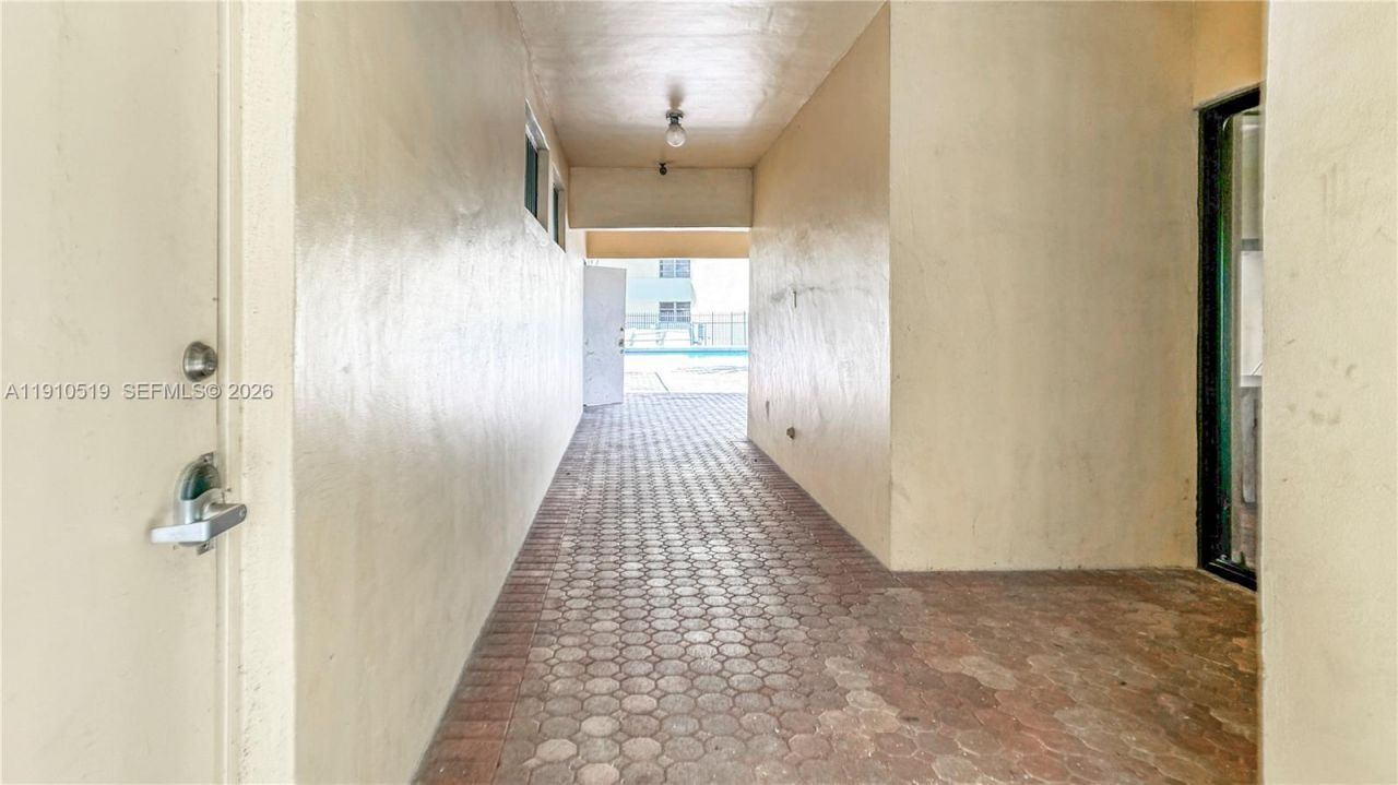 6405 W Oakland Park Blvd, Unit 2, Lauderhill, FL 33313 Photo