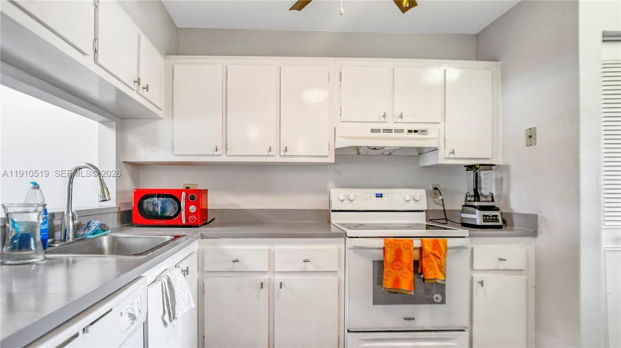 6405 W Oakland Park Blvd, Unit 2, Lauderhill, FL 33313 Photo