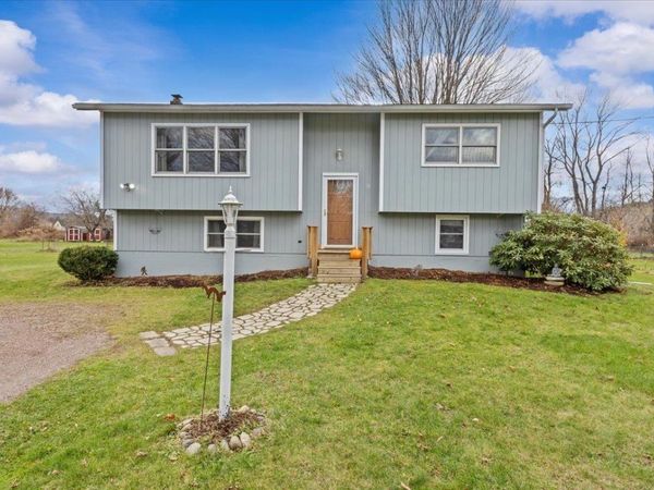 9 Liberty Lane, Jericho, VT 05465