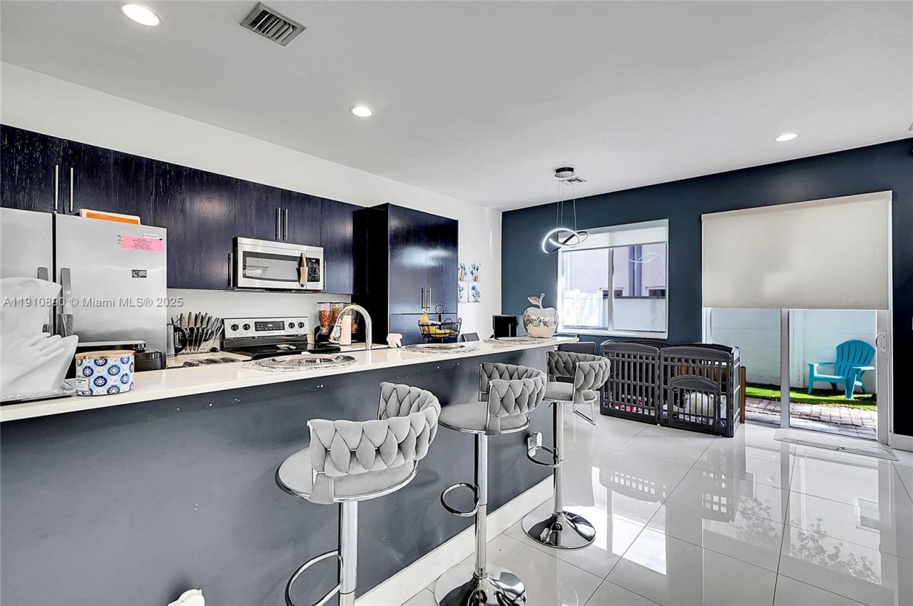 140 SE 7th Way, Pompano Beach, FL 33060 Photo