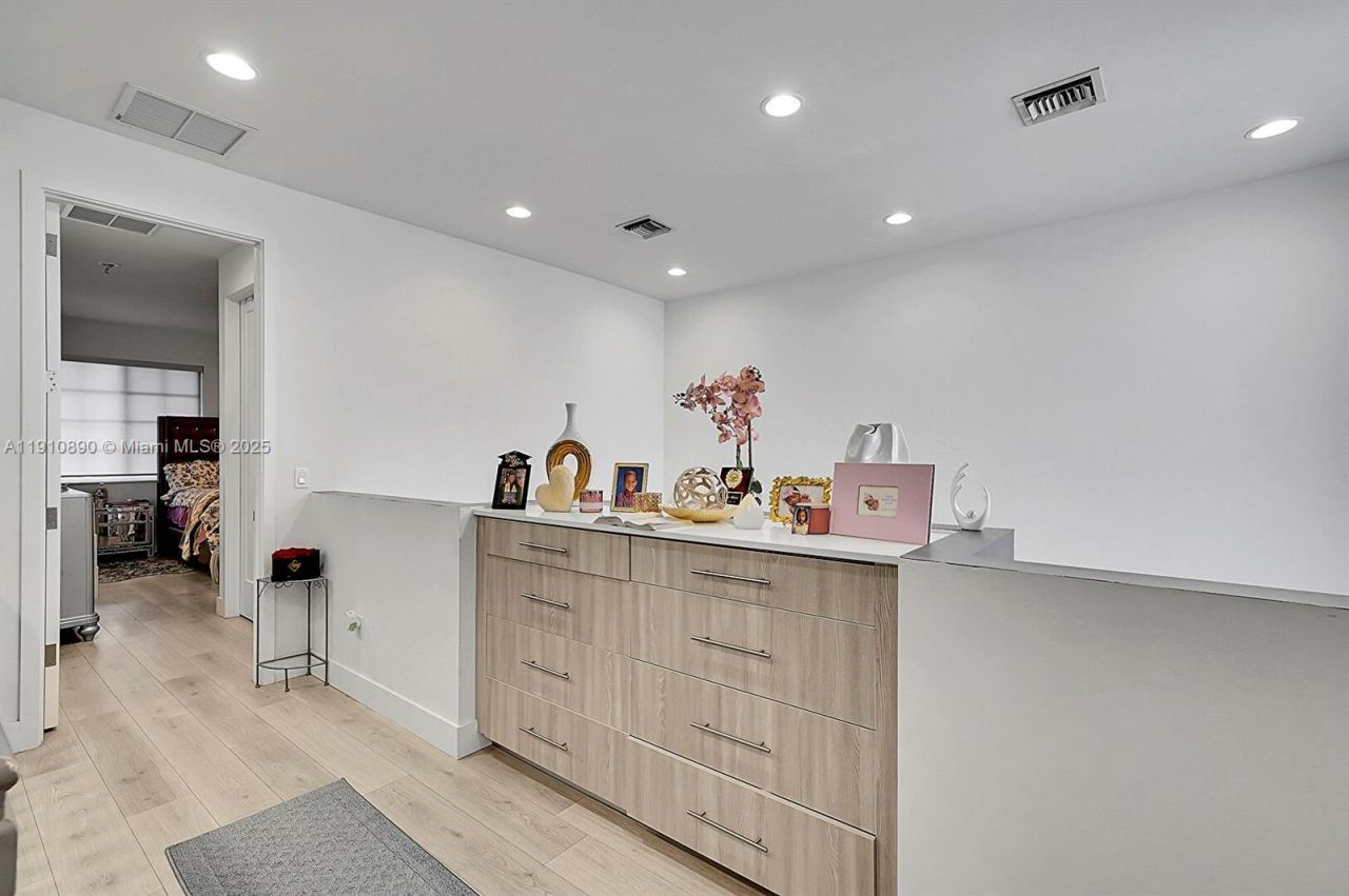 140 SE 7th Way, Pompano Beach, FL 33060 Photo