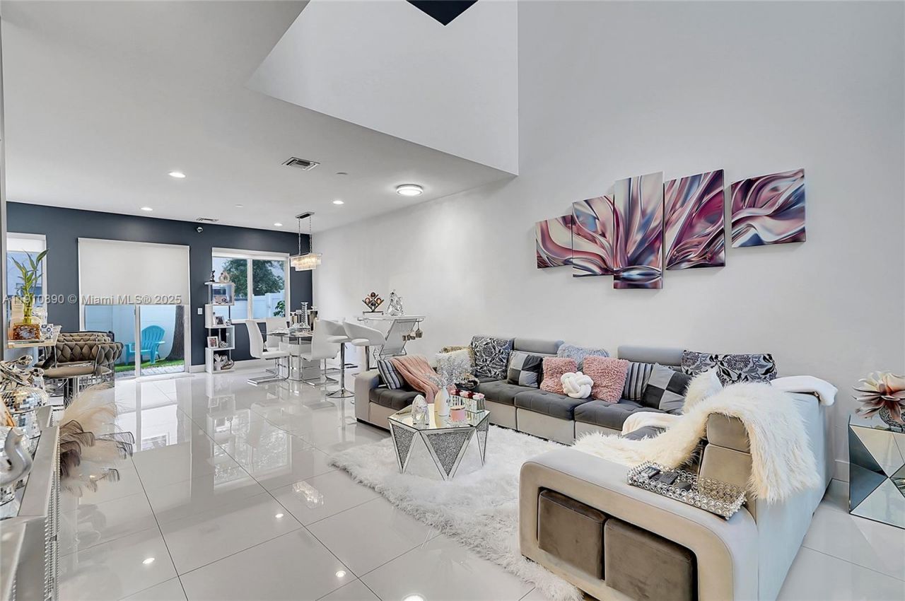 140 SE 7th Way, Pompano Beach, FL 33060 Photo