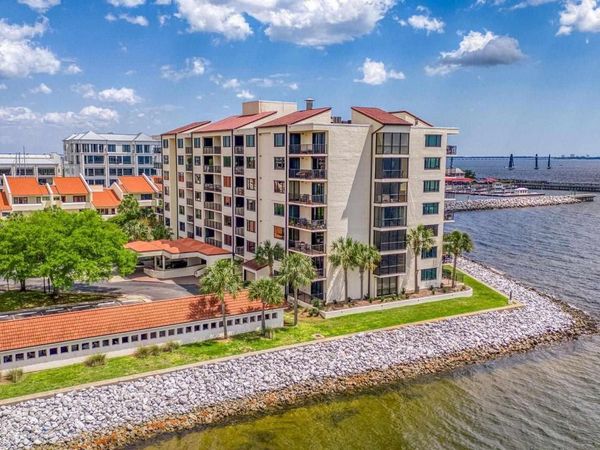 701 Port Royal Way, Unit 701, Pensacola, FL 32502