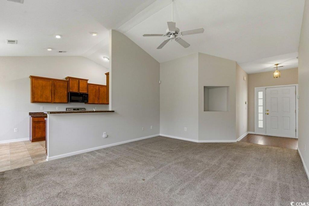 1109 Woodford Ct. Photo 5