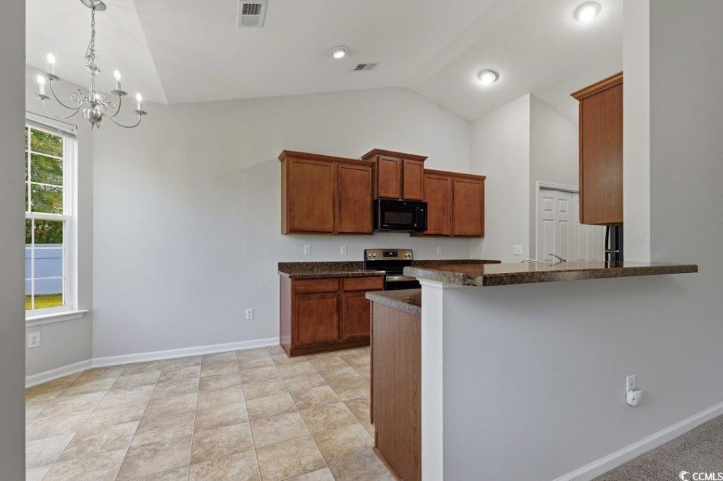 1109 Woodford Ct. Photo 7