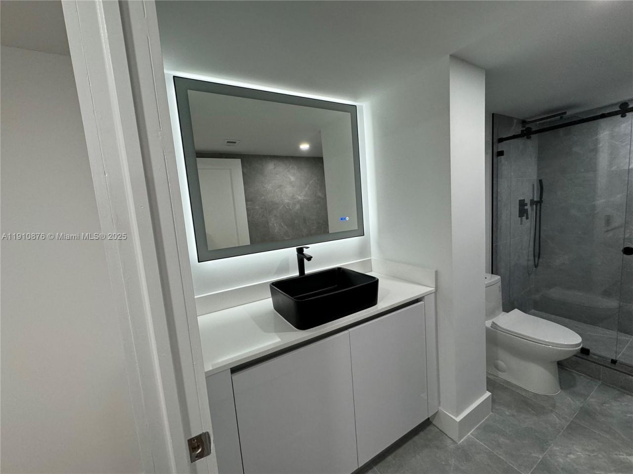 18031 Biscayne Blvd, Unit 1402, Aventura, FL 33160 Photo