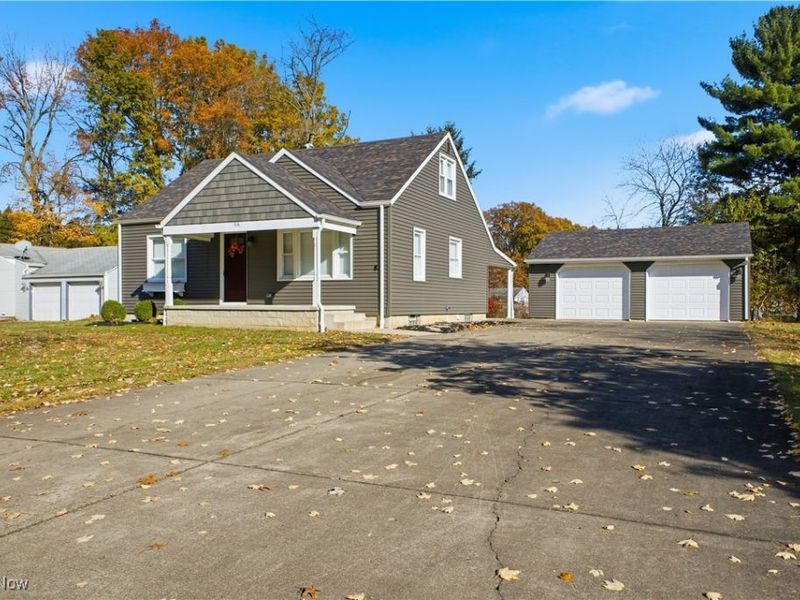 56 Jeffrey Lane, New Middletown, OH 44442 Photo 2