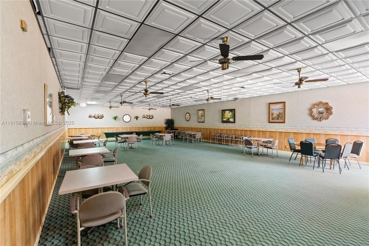 1000 Colony Point Cir, Unit 308, Pembroke Pines, FL 33026 Photo