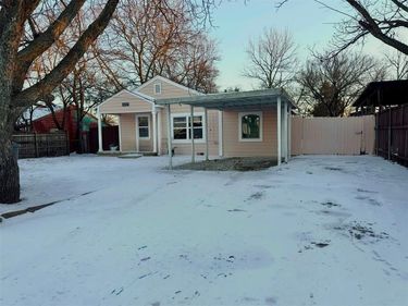 3232 Springview Avenue, Dallas, TX 75216