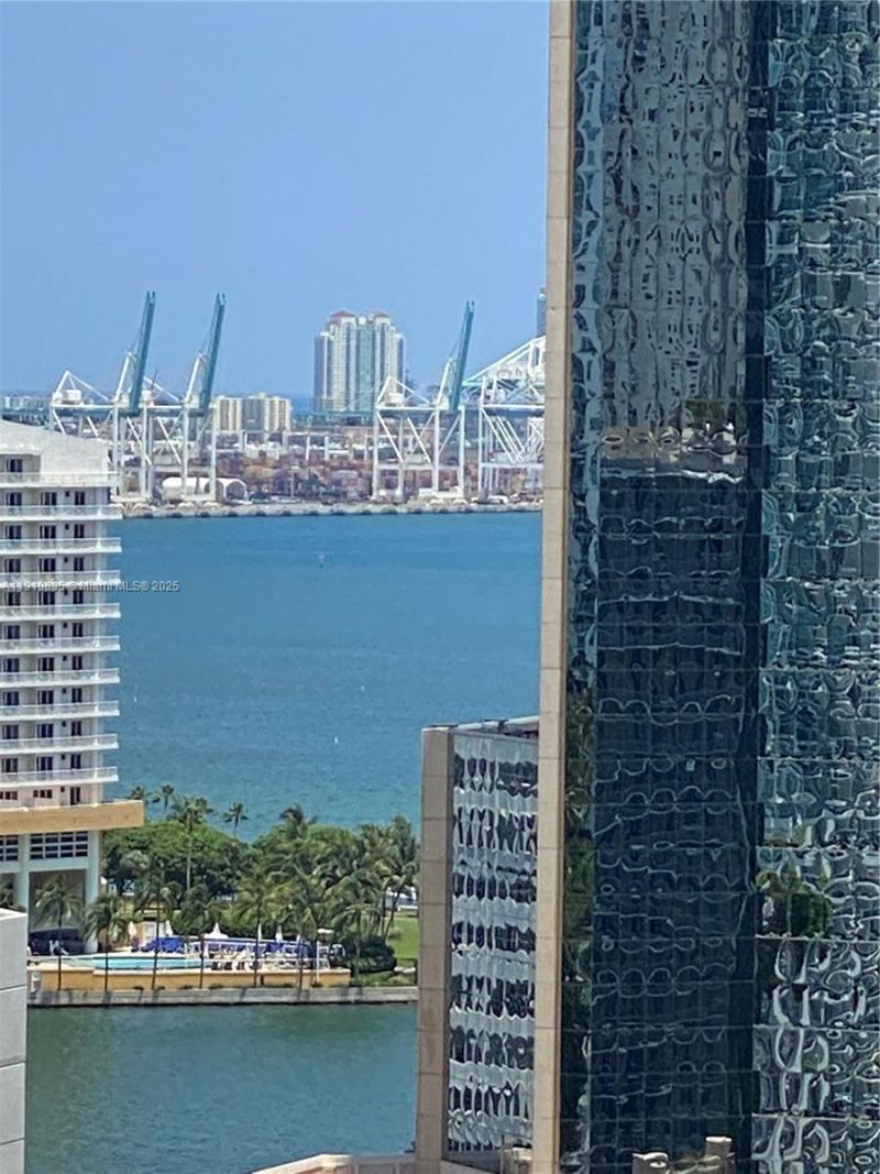 1050 Brickell Ave, Unit 1904, Miami, FL 33131 Photo