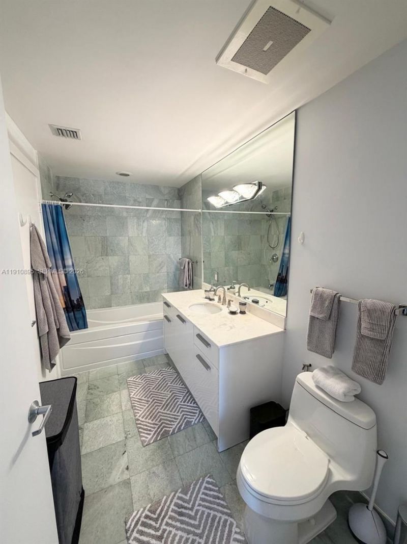 1050 Brickell Ave, Unit 1904, Miami, FL 33131 Photo