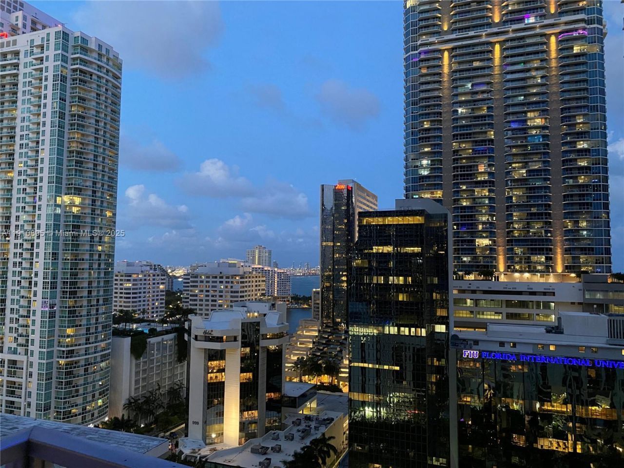 1050 Brickell Ave, Unit 1904, Miami, FL 33131 Photo