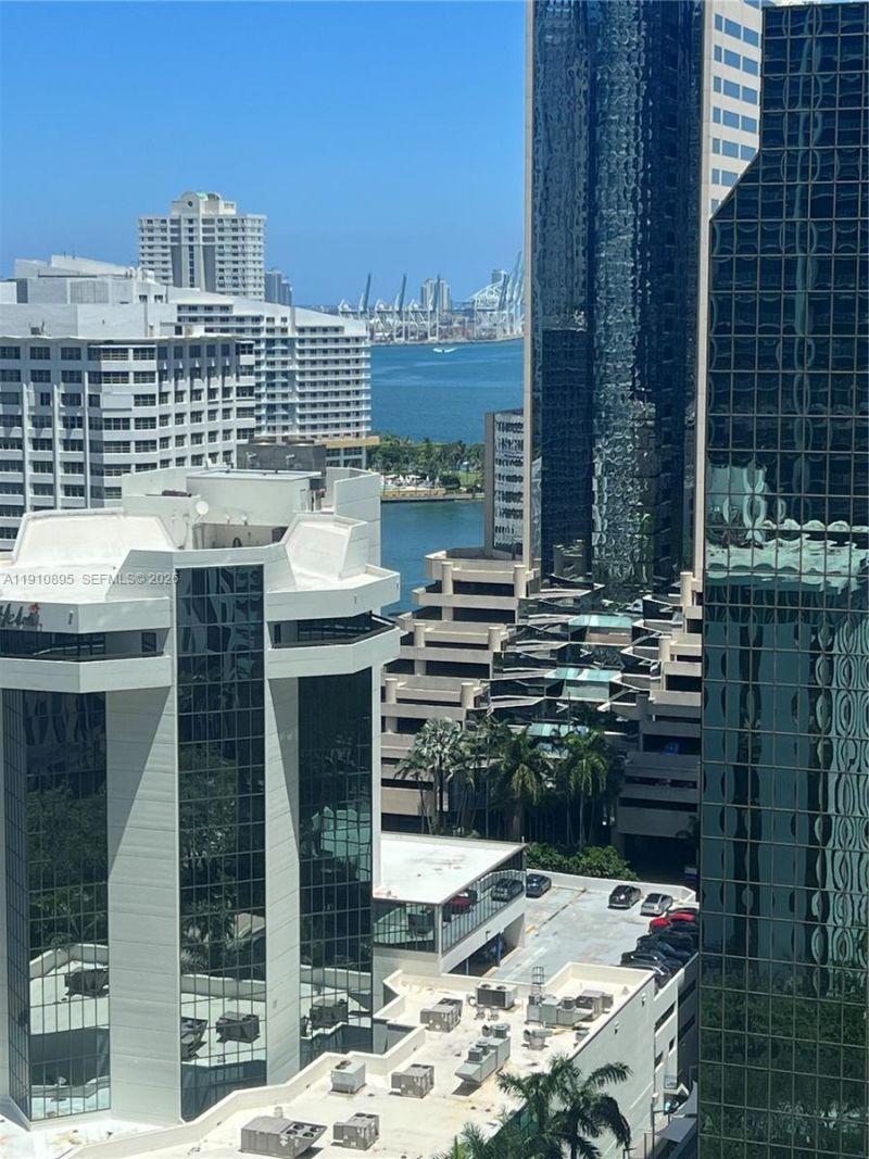 1050 Brickell Ave, Unit 1904, Miami, FL 33131 Photo