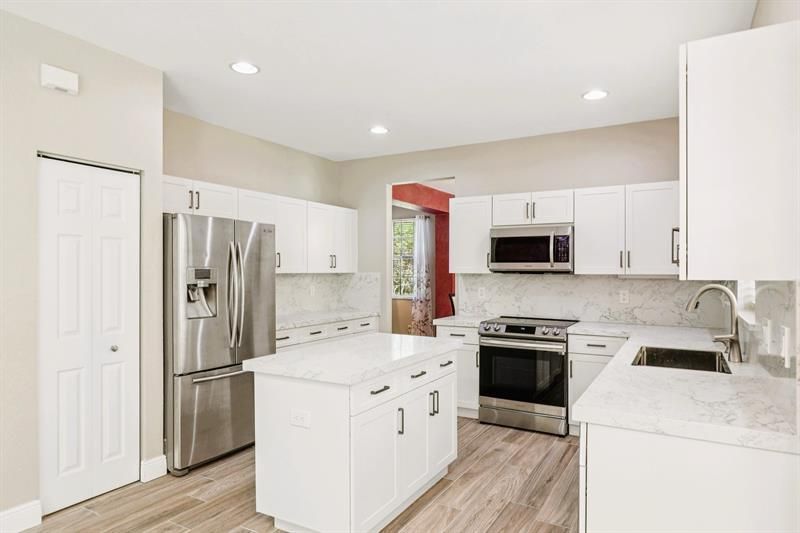 863 Vanda Terrace, Weston, FL 33327 Photo