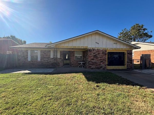 406 E Texas Drive, Anadarko, OK 73005